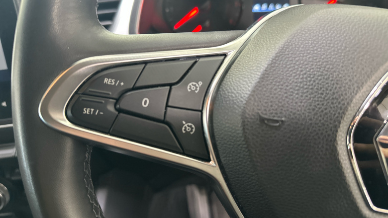 Renault Captur 1.0 TCE 100 Iconic 5dr Petrol Hatchback